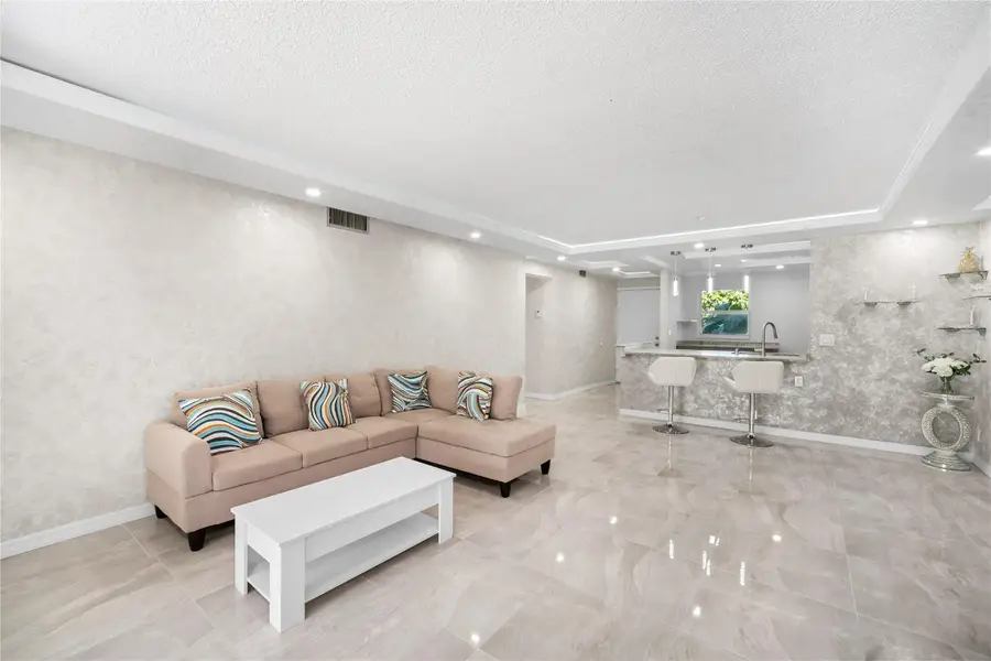 2615 NE 3rd Court #220, Boynton Beach, FL 33435 - Image #2