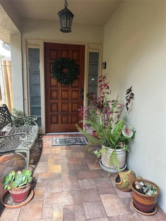 9355 NW 18th Place, Plantation, FL 33322 - Image #2