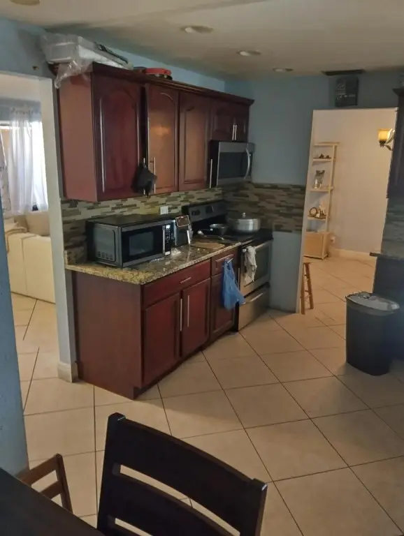 6812 NW 4th Street, Margate, FL 33063 - Image #2