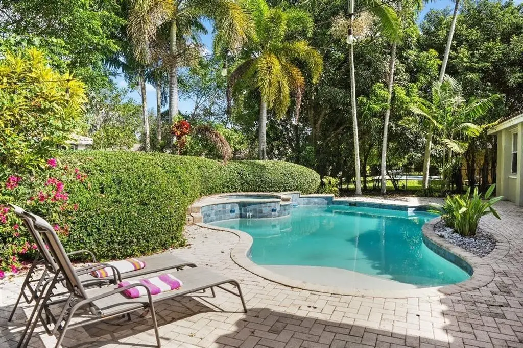 8209 SW 173rd Terrace, Palmetto Bay, FL 33157 - Image #1