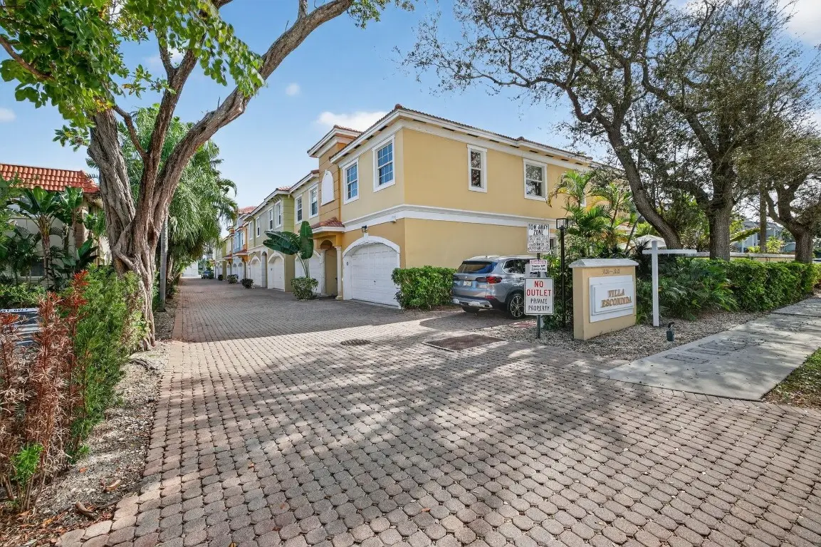3024 NE 5th Terrace #10, Wilton Manors, FL 33334 - Image #1
