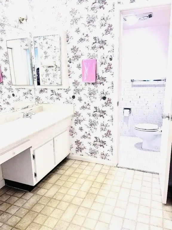 2381 Sunset Avenue #117, Lake Worth Beach, FL 33461 - Image #3