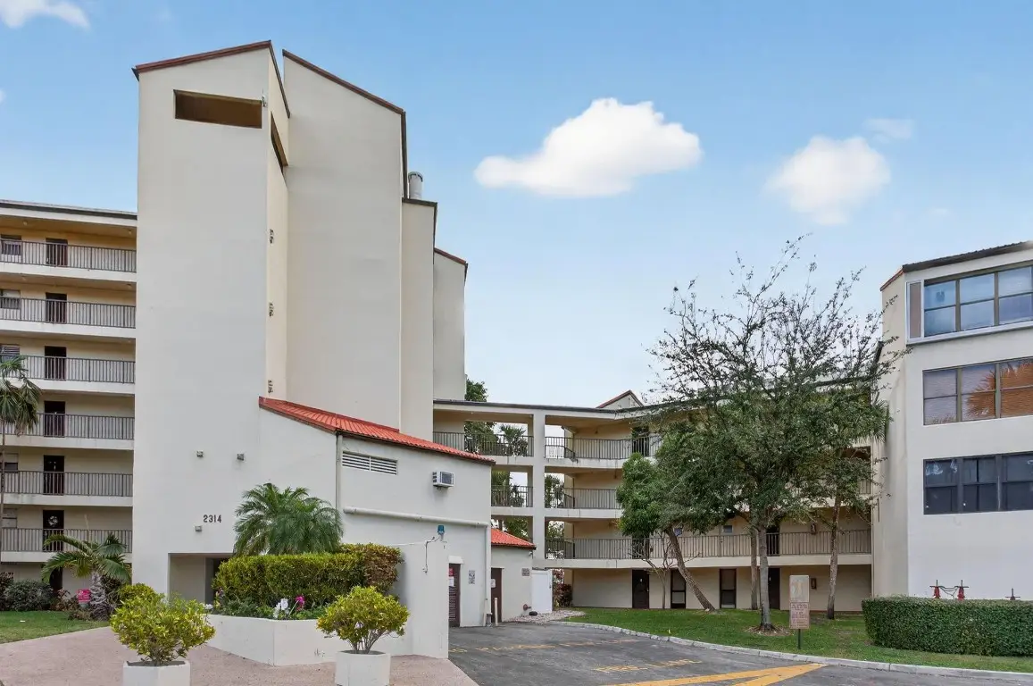 2314 S Cypress Bend Drive #114, Pompano Beach, FL 33069 - Image #1