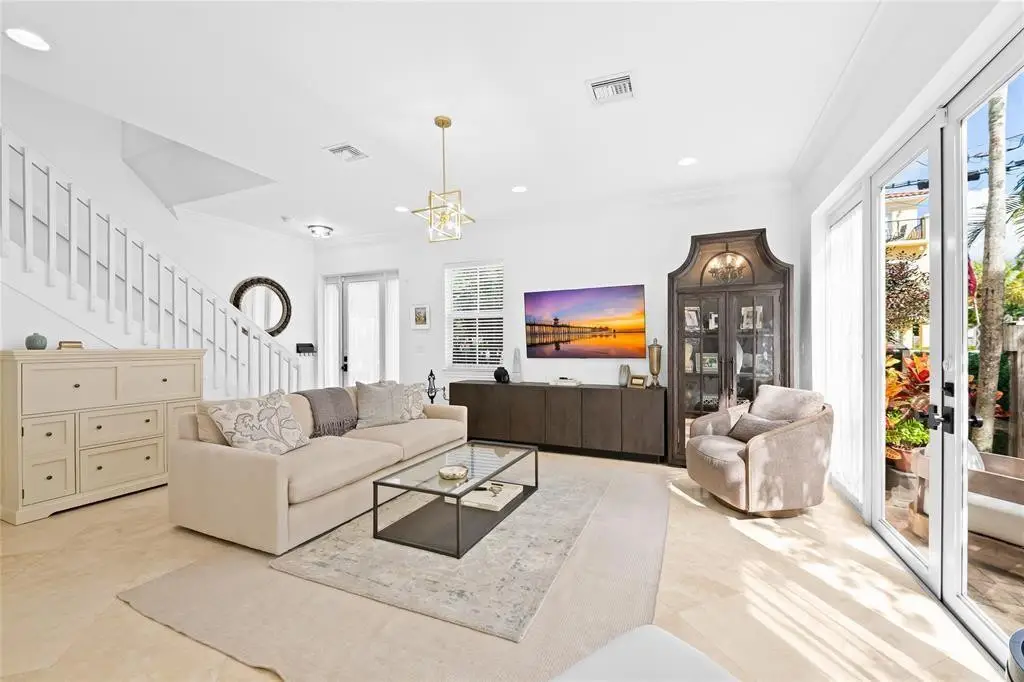 920 SW 8th Street, Fort Lauderdale, FL 33315 - Image #1