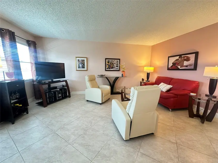 4004 Newport G #4004, Deerfield Beach, FL 33442 - #3