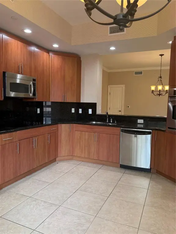 16135 Emerald Estates Drive #261, Weston, FL 33331 - Image #2