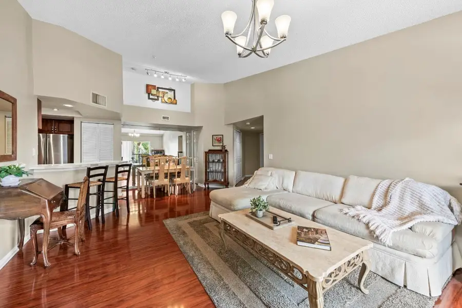 2005 SE 10th Avenue #410, Fort Lauderdale, FL 33316 - Image #2