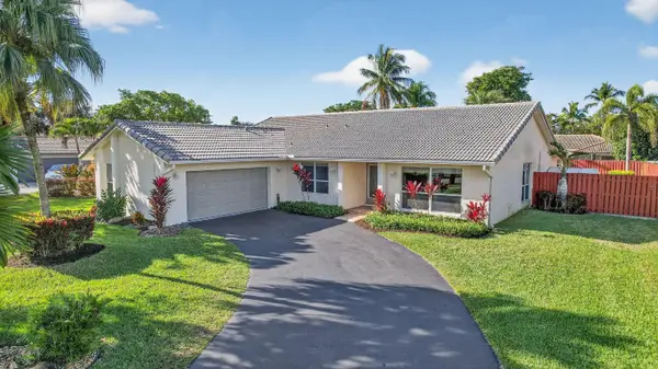 1111 NW 93rd Terrace, Plantation, FL 33322