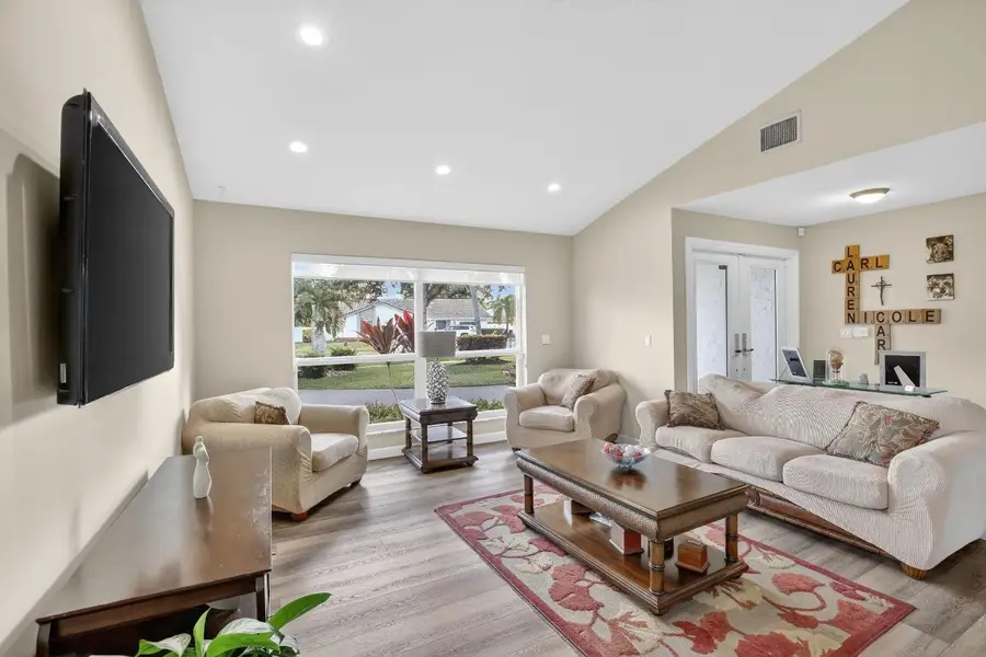 1111 NW 93rd Terrace, Plantation, FL 33322 - Image #3