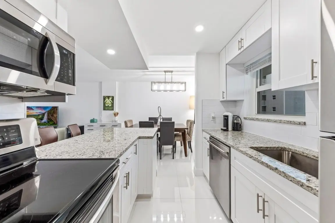 801 S Federal Highway #906, Pompano Beach, FL 33062 - Image #1