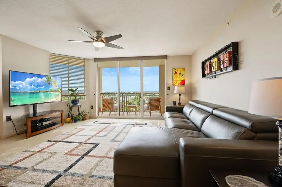 2011 N Ocean Boulevard #902, Fort Lauderdale, FL 33305 - Image #3