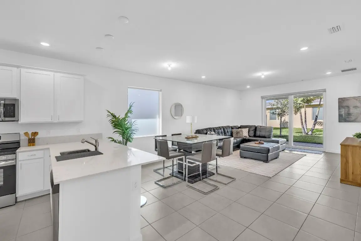 13431 E Amber Waves Avenue, Delray Beach, FL 33484 - Image #1