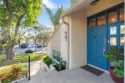 681 Kensington Place #D101, Fort Lauderdale, FL 33305