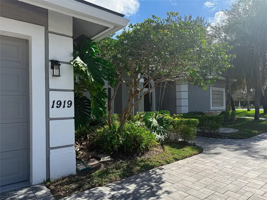 1919 S Club Drive, Wellington, FL 33414 - Image #3