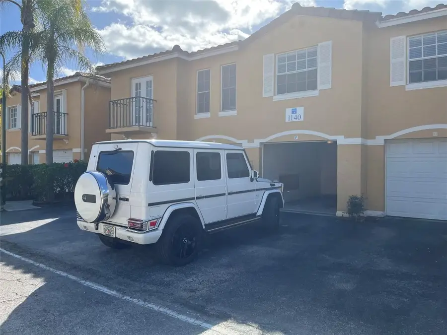 1040 Lake Shore Drive #26, West Palm Beach, FL 33403 - Image #2