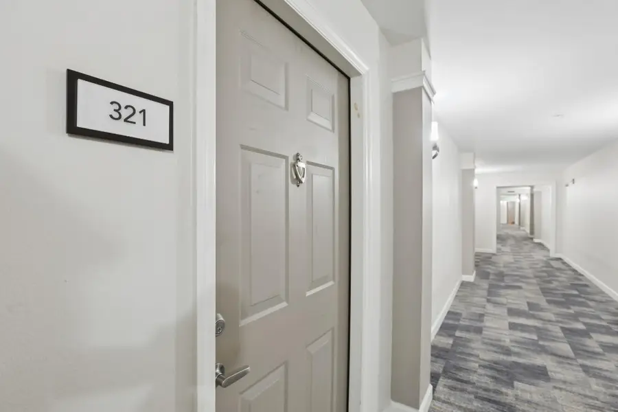 533 NE 3rd Avenue #321, Fort Lauderdale, FL 33301 - Image #3