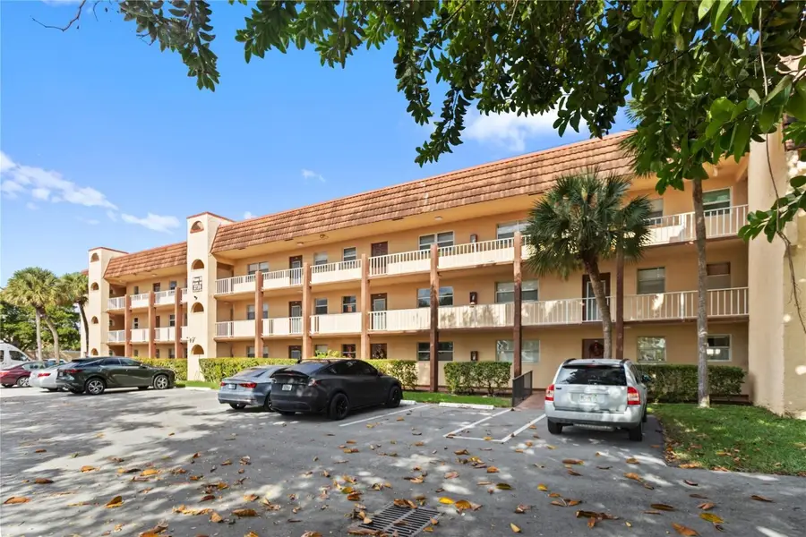 2720 N Pine Island Road #307, Sunrise, FL 33322 - Image #2