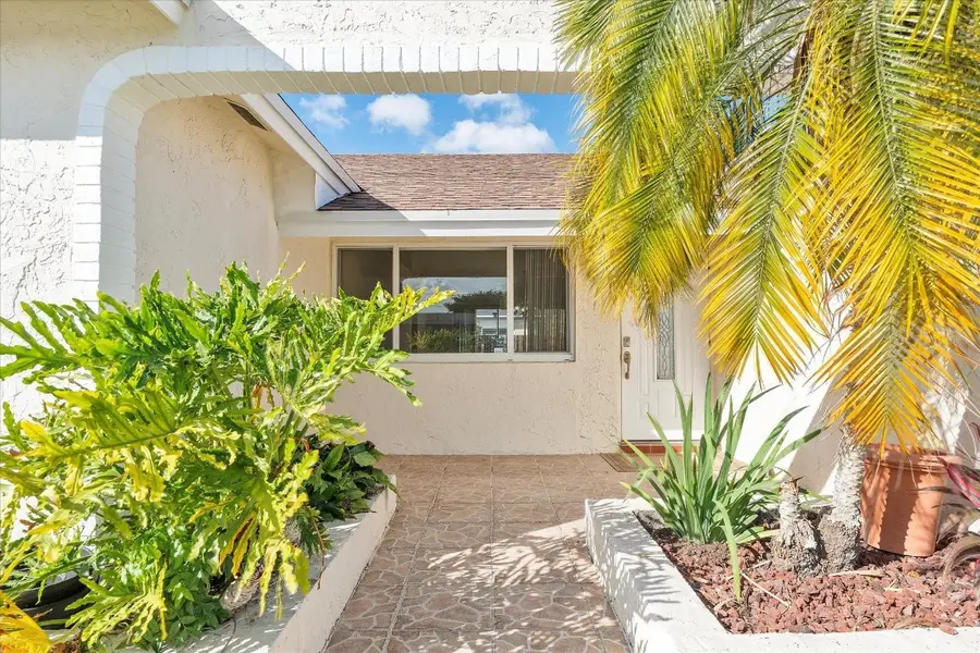 4245 NW 114th Avenue, Sunrise, FL 33323 - Image #2