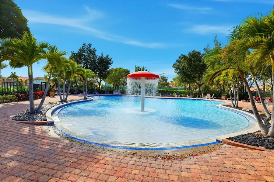 655 Gazetta Way, West Palm Beach, FL 33413 - #2