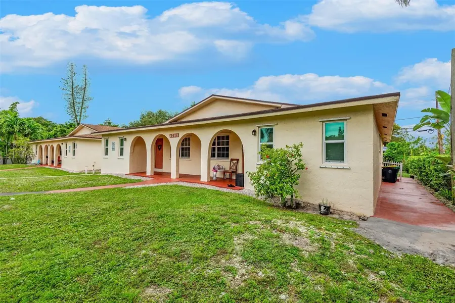 4065 SW 51st Street, Davie, FL 33314 - #2