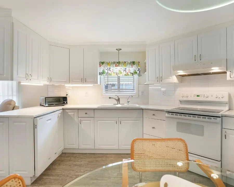 5279 NW 4th Terrace, Lighthouse Point, FL 33064 - #3