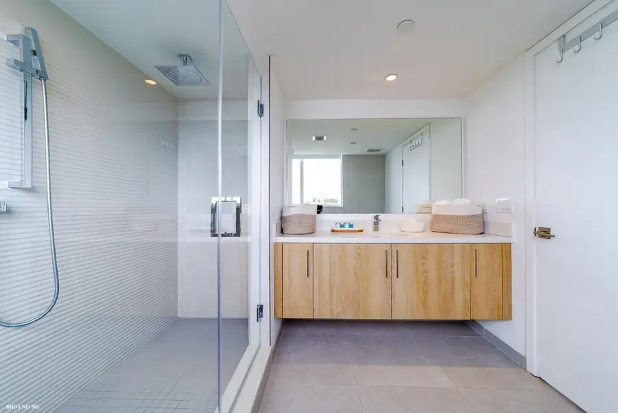 1100 100th Street #802, Miami Beach, FL 33154 - #3