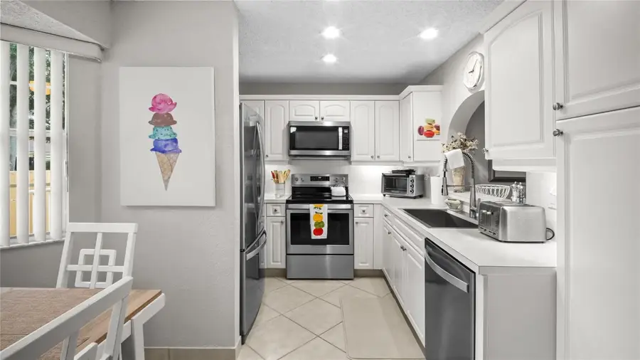 11431 Lakeview Drive #5-C, Coral Springs, FL 33071 - Image #2