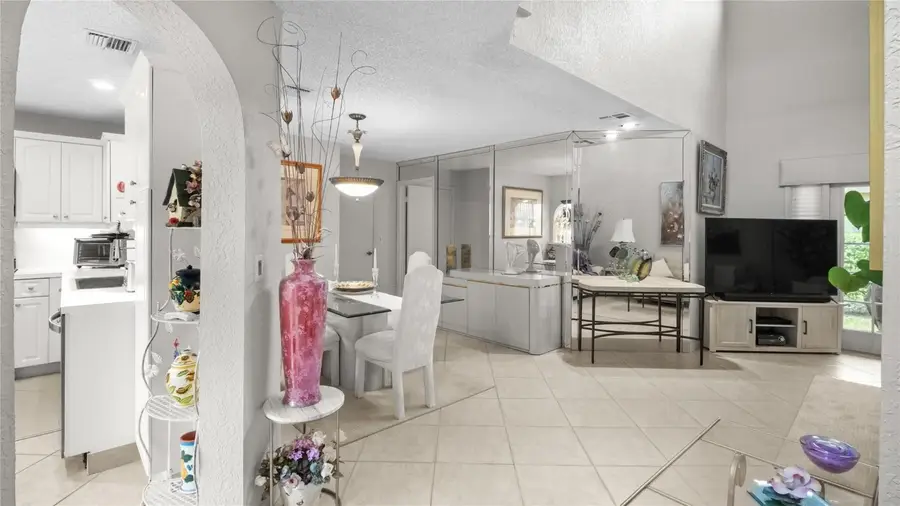 11431 Lakeview Drive #5-C, Coral Springs, FL 33071 - Image #3