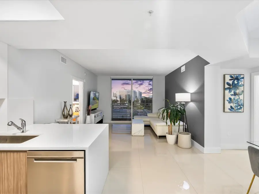 18800 NE 29th Avenue #704, Aventura, FL 33180 - #2