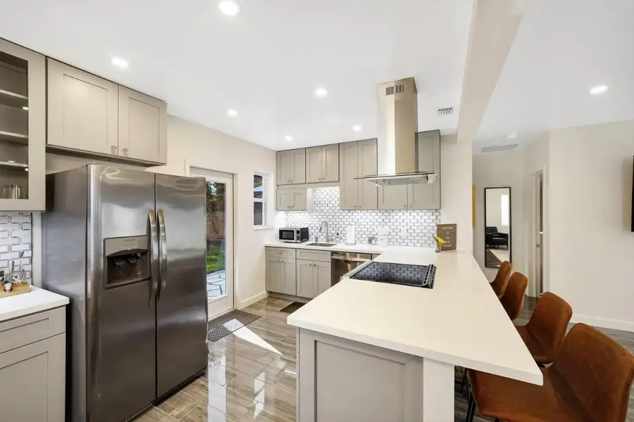 1332 NW 6th Avenue, Fort Lauderdale, FL 33311 - Image #2