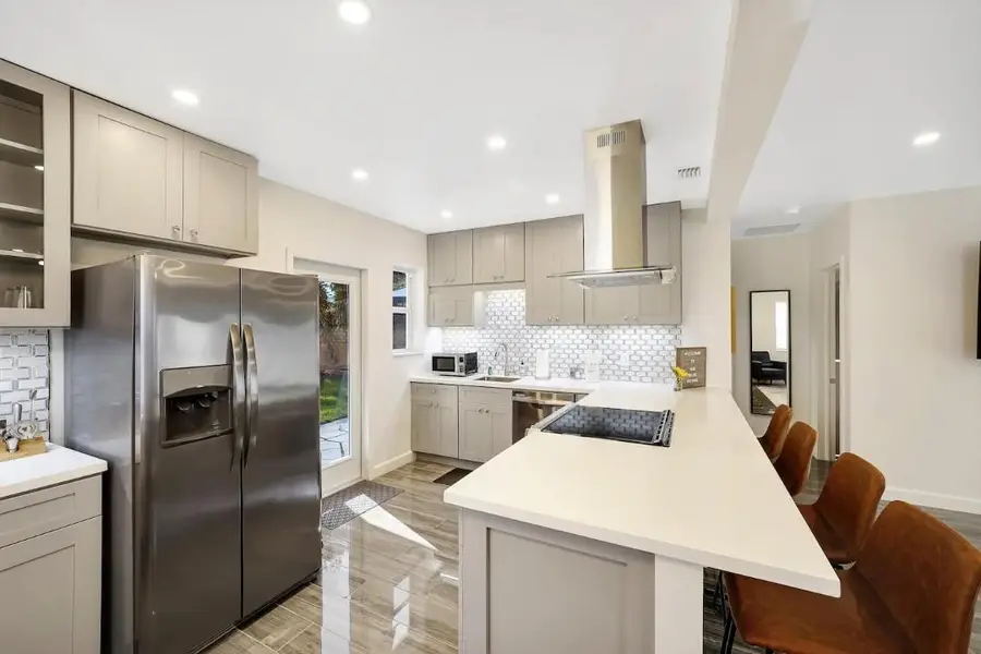 1332 NW 6th Avenue, Fort Lauderdale, FL 33311 - Image #3