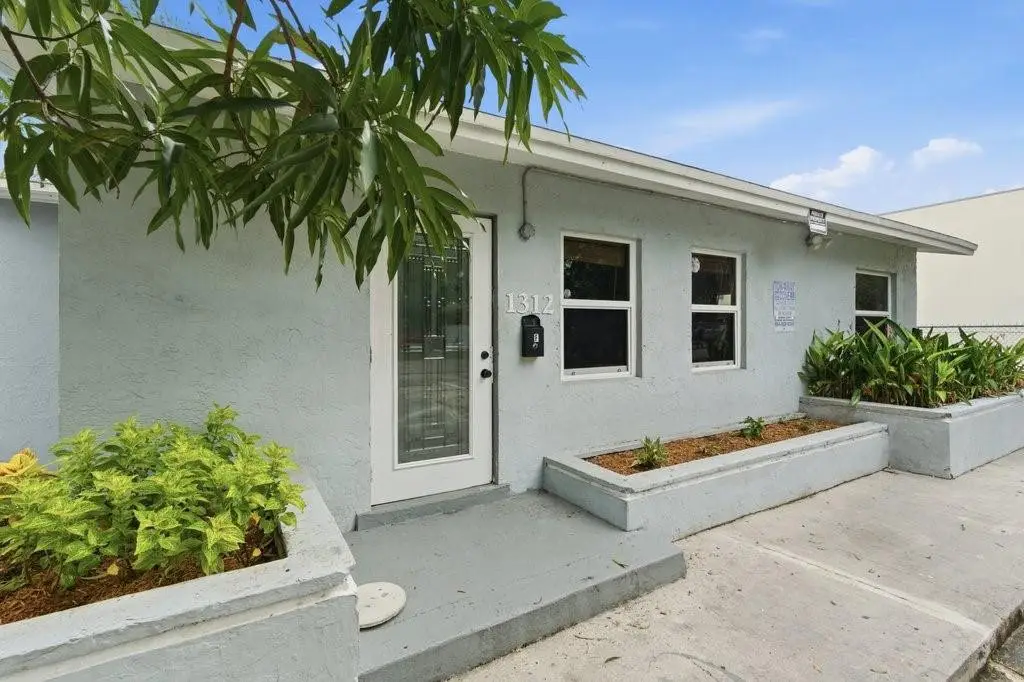 1312 NE 5th Avenue, Fort Lauderdale, FL 33304 - Image #1