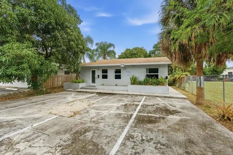 1312 NE 5th Avenue, Fort Lauderdale, FL 33304 - Image #3