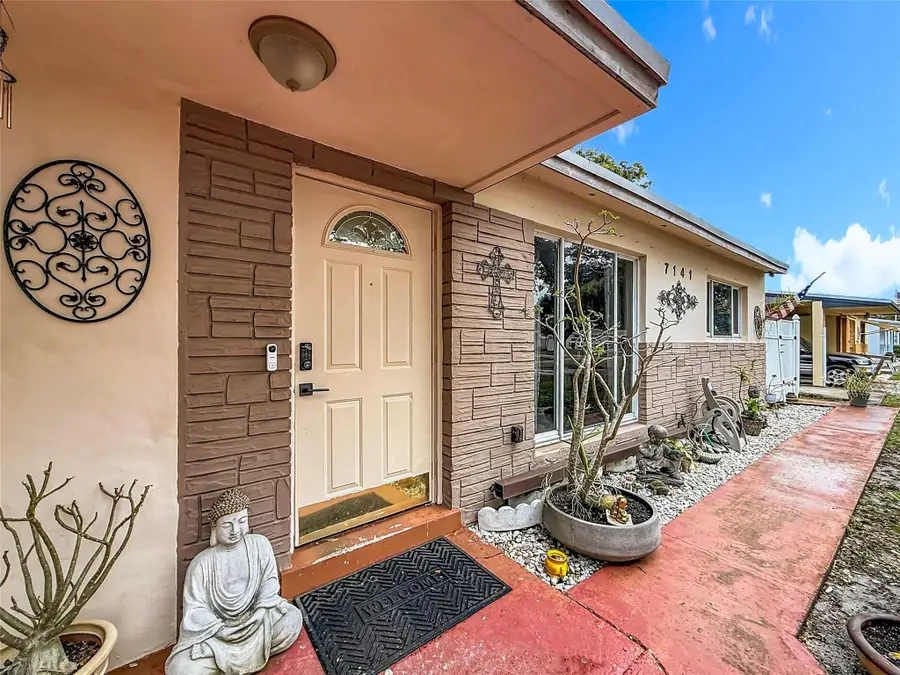 7141 Custer Street, Hollywood, FL 33024 - #2