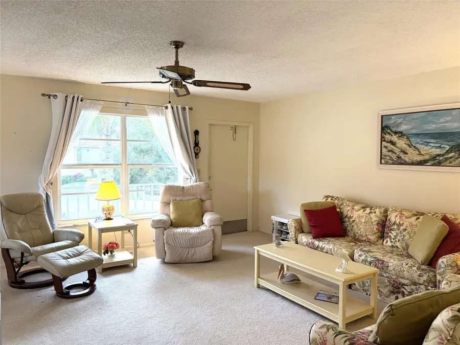 73 Royal Oak Court #206, Vero Beach, FL 32962 - Image #3