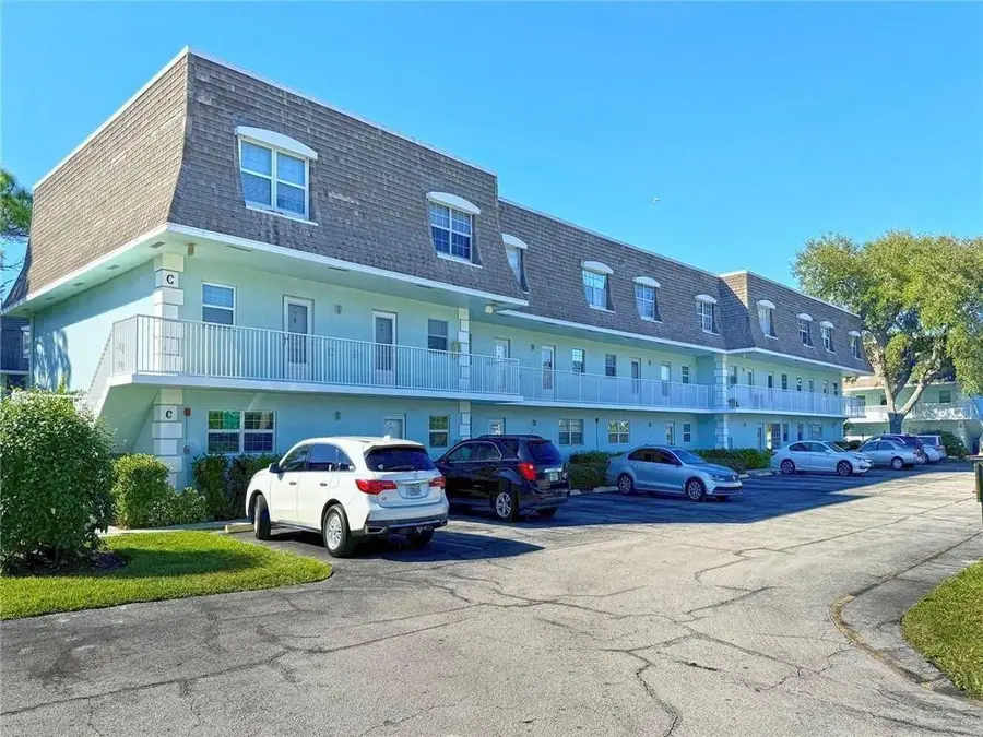 1901 Indian River Boulevard #104C, Vero Beach, FL 32960 - Image #2