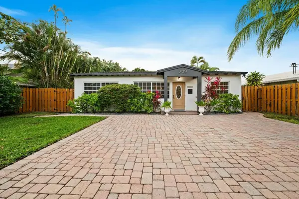 739 NE 17th Road, Fort Lauderdale, FL 33304