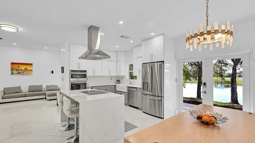 518 NW 130th Way, Pembroke Pines, FL 33028 - #3