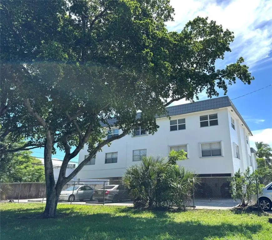 6200 NE 22nd Way #311, Fort Lauderdale, FL 33308 - #2