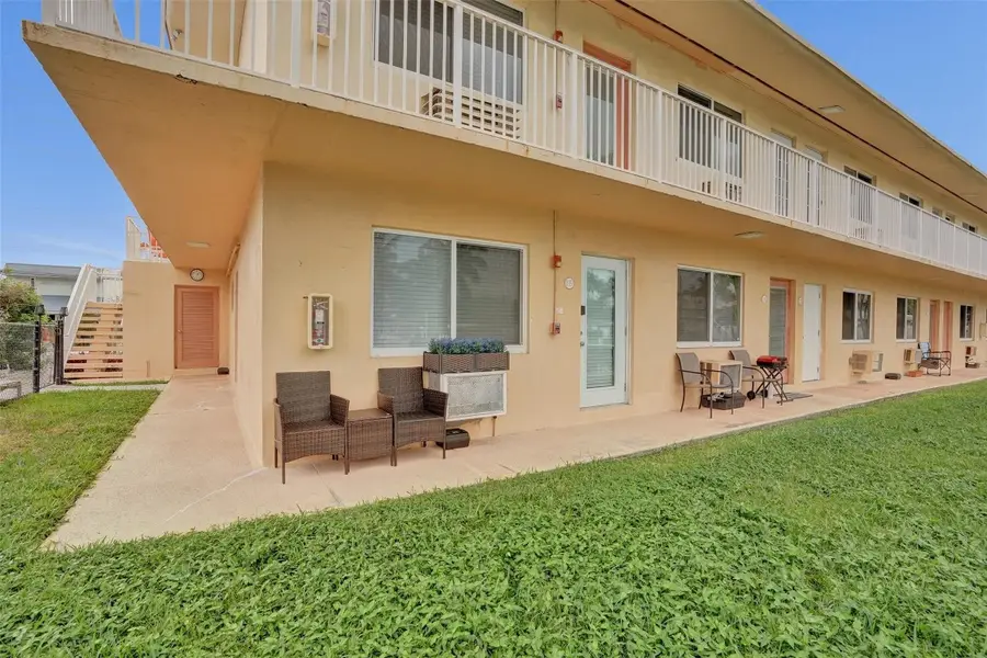 301 E Mcnab Road #115, Pompano Beach, FL 33060 - Image #2