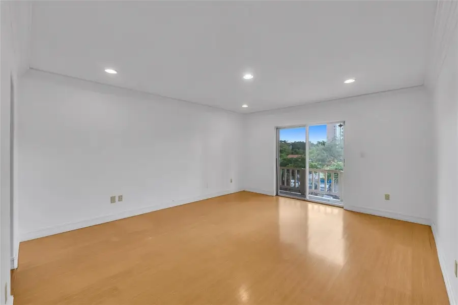 10762 La Placida Drive #7-306, Coral Springs, FL 33065 - Image #2