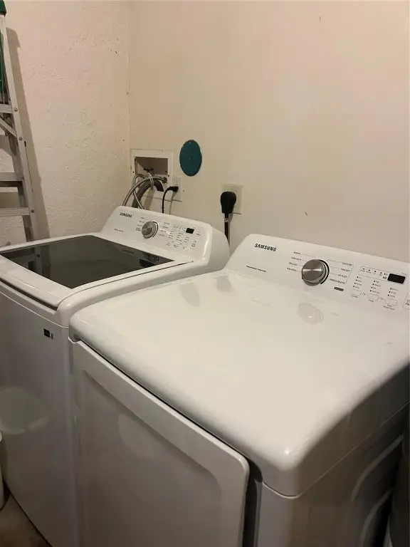 1210 NW 100th Avenue, Pembroke Pines, FL 33024 - Image #3