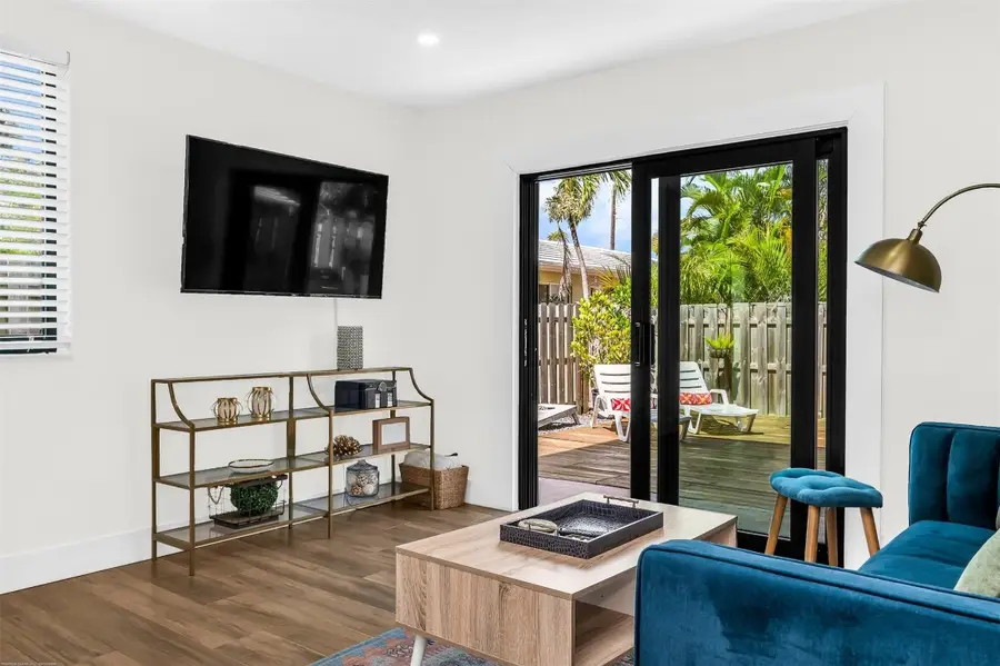 738 NE 17th Avenue, Fort Lauderdale, FL 33304 - Image #3