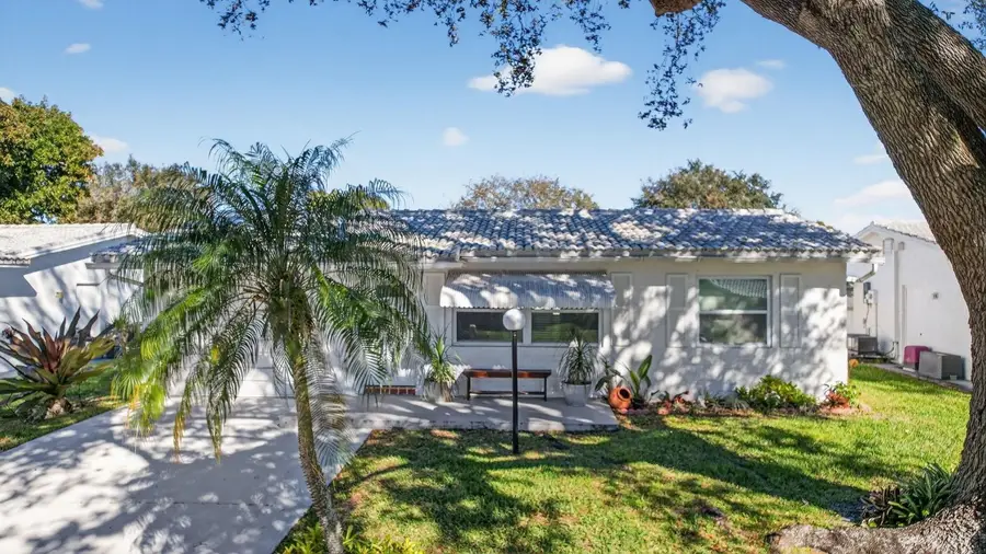 8845 NW 14th Street, Plantation, FL 33322 - Image #2