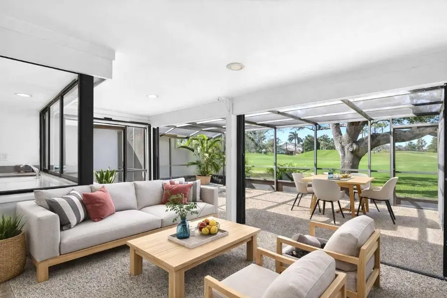 661 Deer Creek Hollows Circle, Deerfield Beach, FL 33442 - Image #3