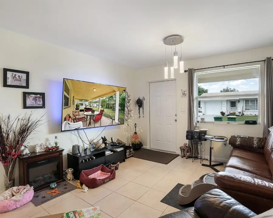 4308 NW 47th Court, Tamarac, FL 33319 - Image #2