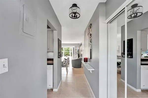 Address Withheld By Seller, Lauderdale Lakes, FL 33319