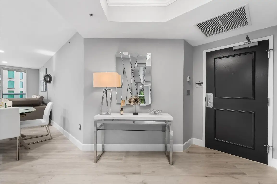 347 N New River Drive #809, Fort Lauderdale, FL 33301 - Image #1