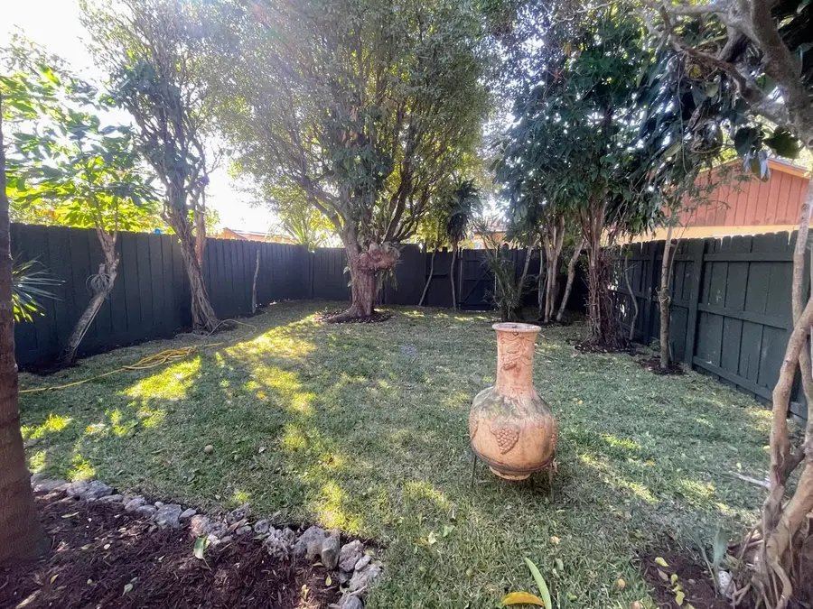 512 NW 43rd Place, Deerfield Beach, FL 33064 - Image #3