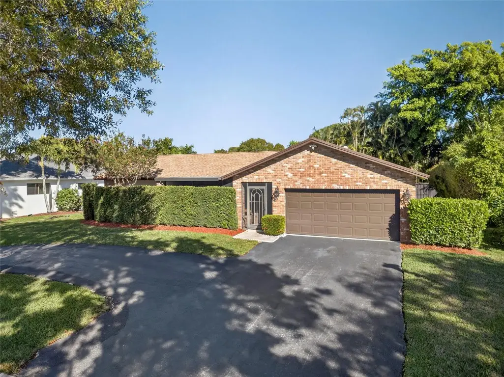 10975 NW 20th Drive, Coral Springs, FL 33071 - Image #1